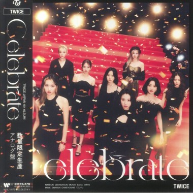 Twice - Celebrate (Japanese Edition)+booklet